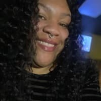 KueenTee