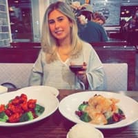 eating with vee